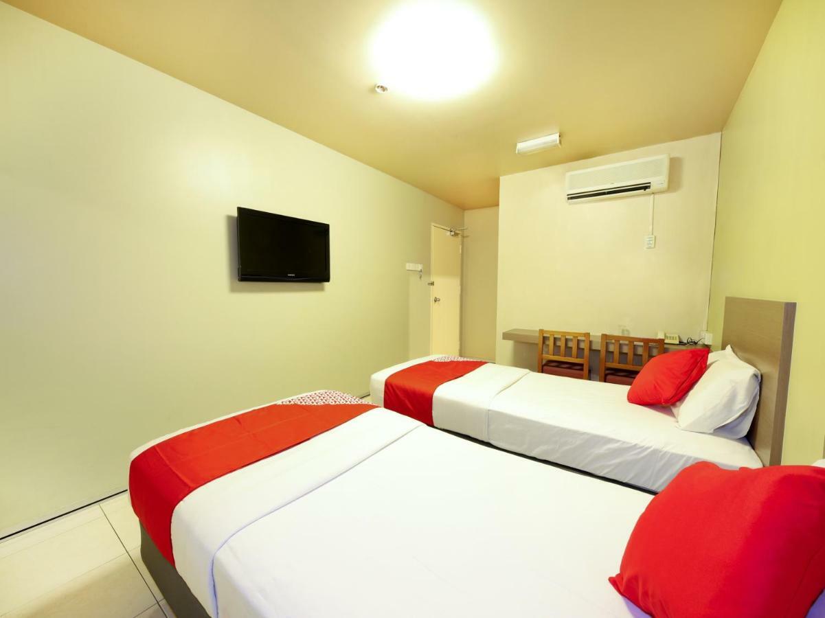 Oyo 434 Marbella Hotel Johor Bahru Zewnętrze zdjęcie