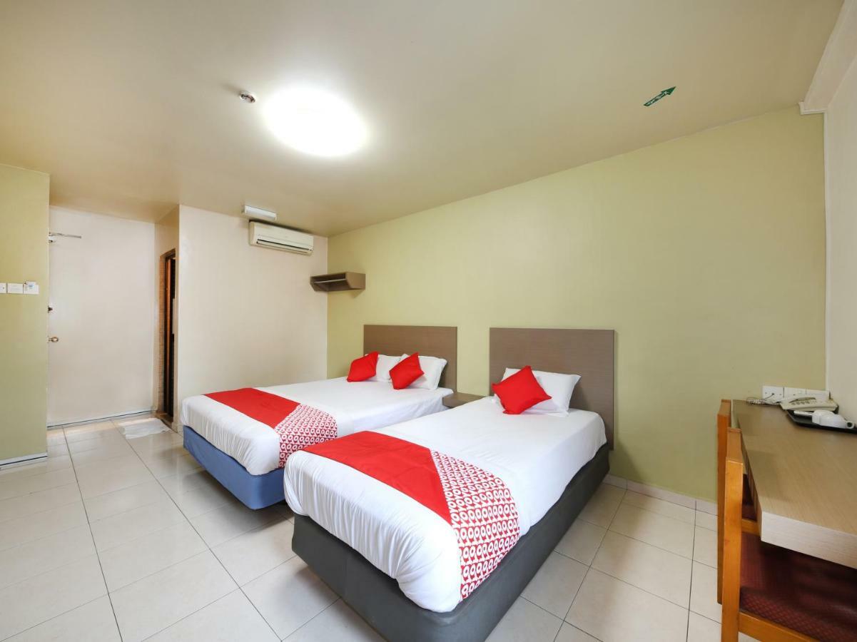 Oyo 434 Marbella Hotel Johor Bahru Zewnętrze zdjęcie