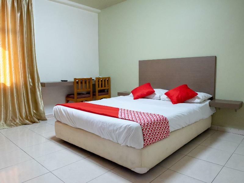 Oyo 434 Marbella Hotel Johor Bahru Zewnętrze zdjęcie